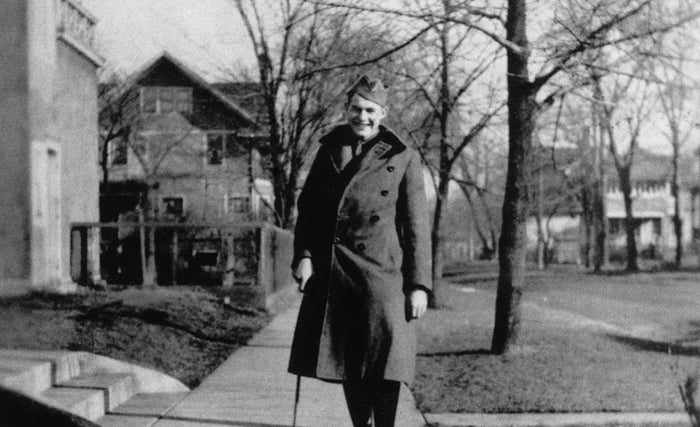 Starting to Read Hemingway - Reviewing For Whom the Bell Tolls