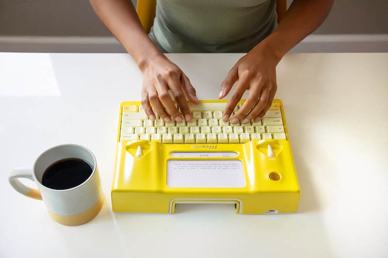 Introducing Smart Typewriter: A Classic Lemonade Combo