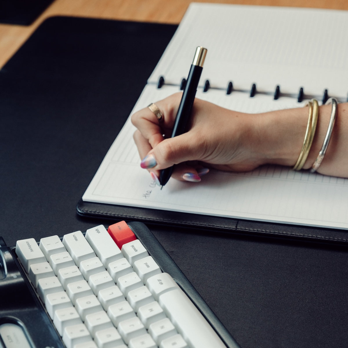 Freewrite Circa Leather Discbound Notebook