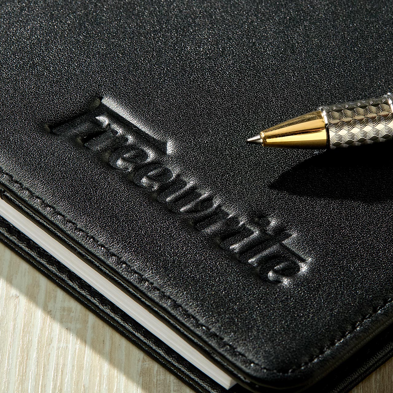 Freewrite Circa Leather Discbound Notebook