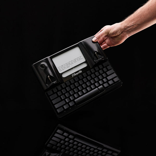 Smart Typewriter (Gen3) - Special Ink Edition - Freewrite Store